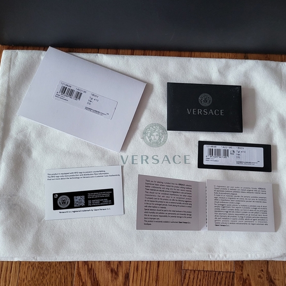 Versace Men's Black Leather Shoes - Picture 11 of 11